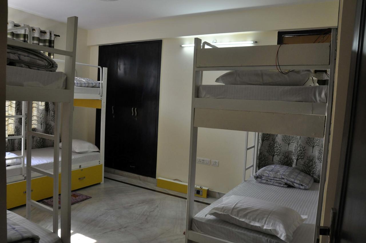 Friends Hostel Нью-Делі Екстер'єр фото